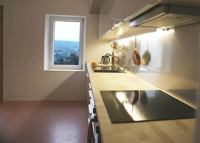 Logenplatz Ueber * Trewir