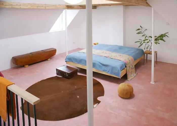 Logenplatz Ueber * Trewir